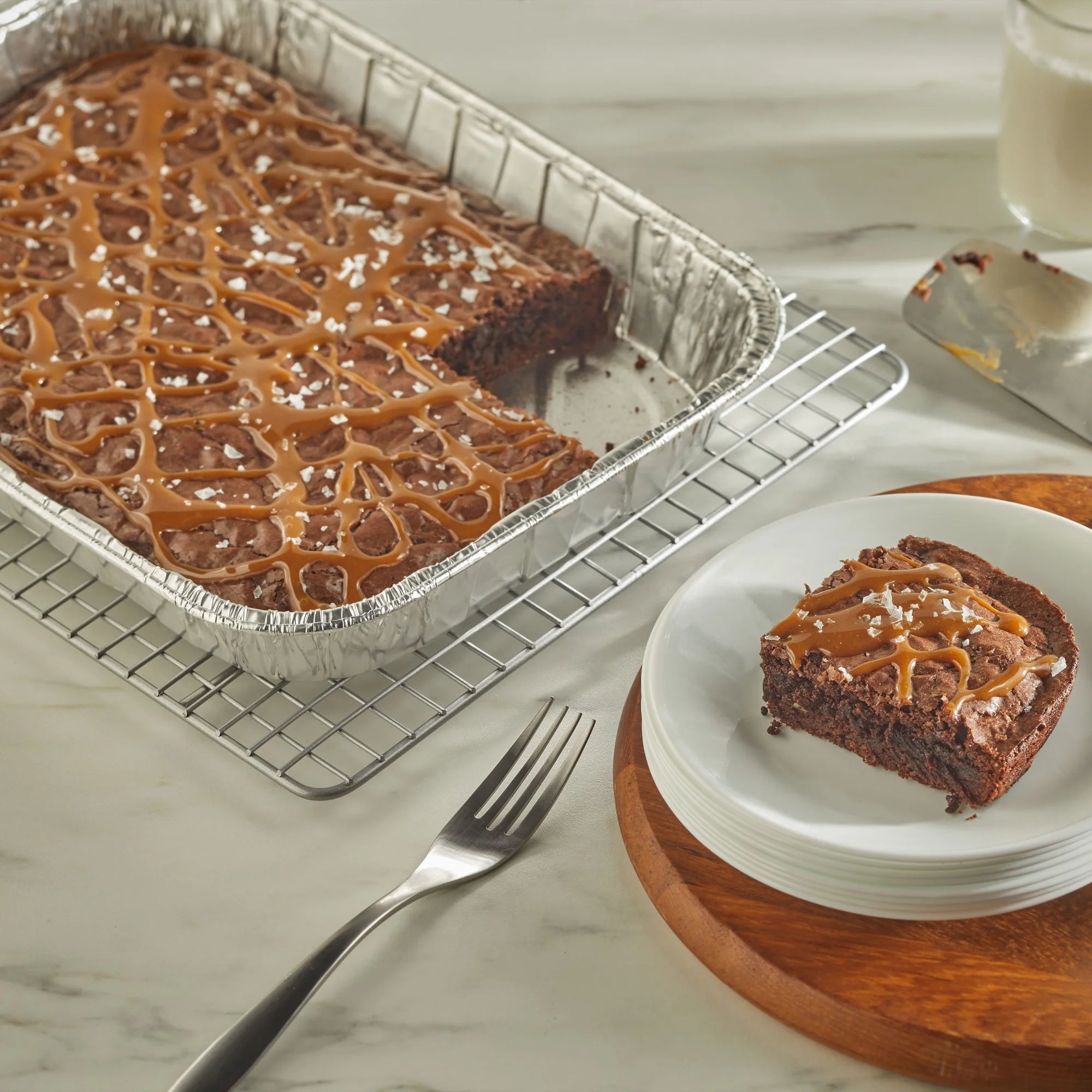 (9 Pack)  Cake Pans with Lids, 13 X 9 Inch, 2 Count